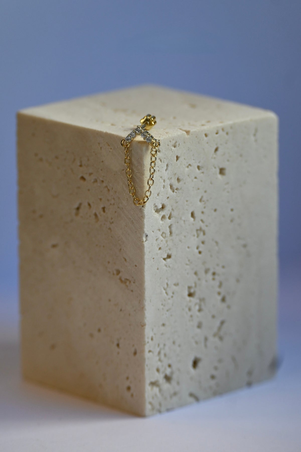 V-Diamond Point Earring