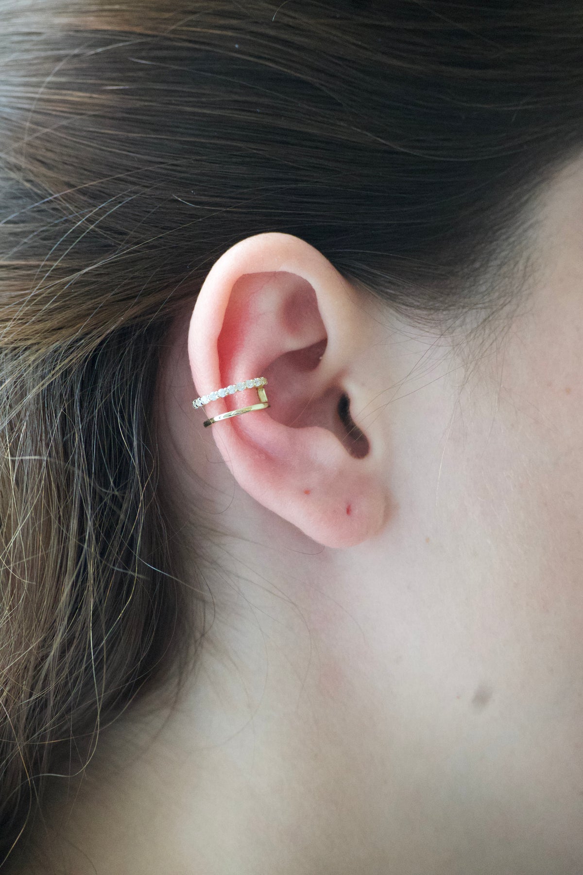 Double Diamond Line Earcuff