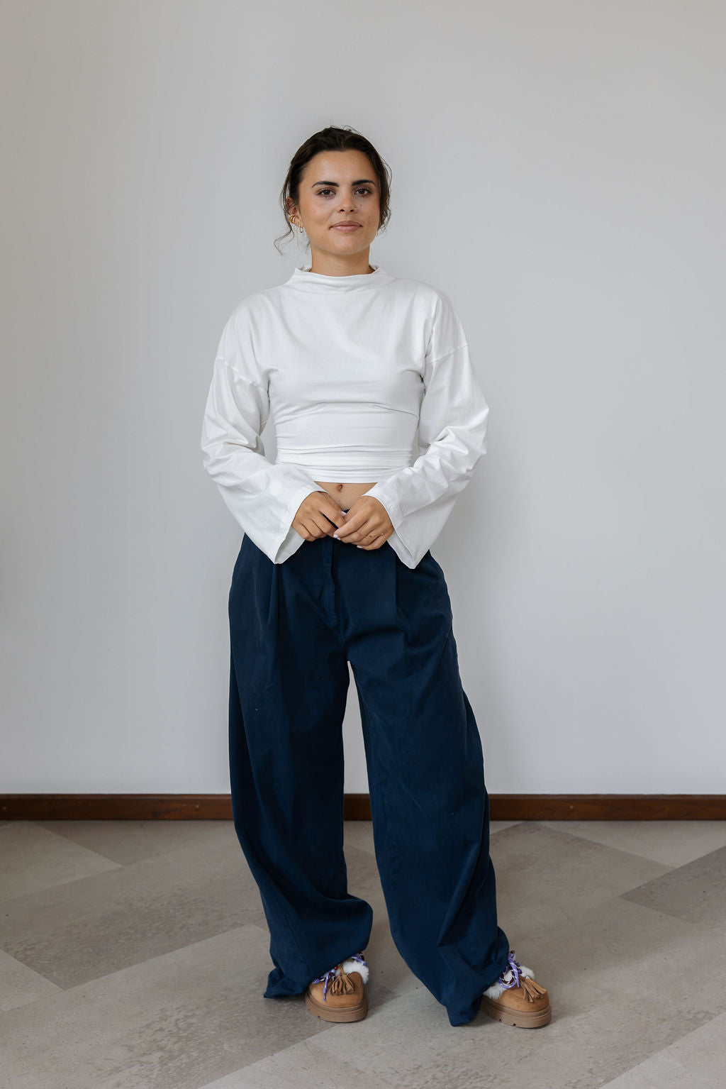 REFINED Knitted Longsleeve Detail Back Feather - Off White