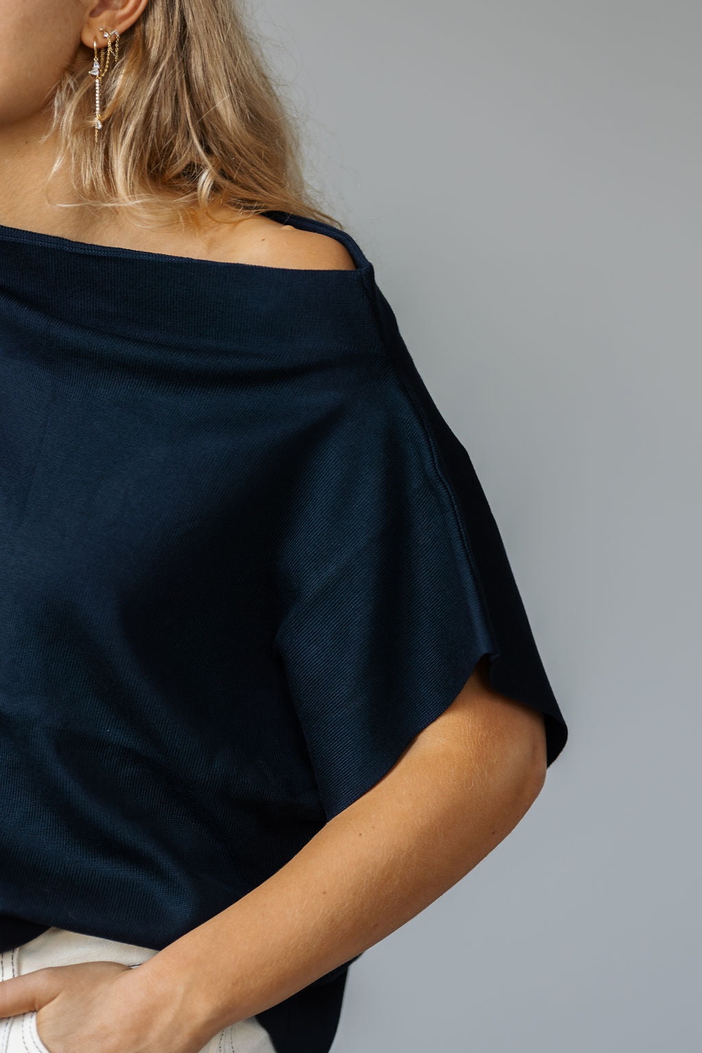 Lucy Off Shoulder Top Navy