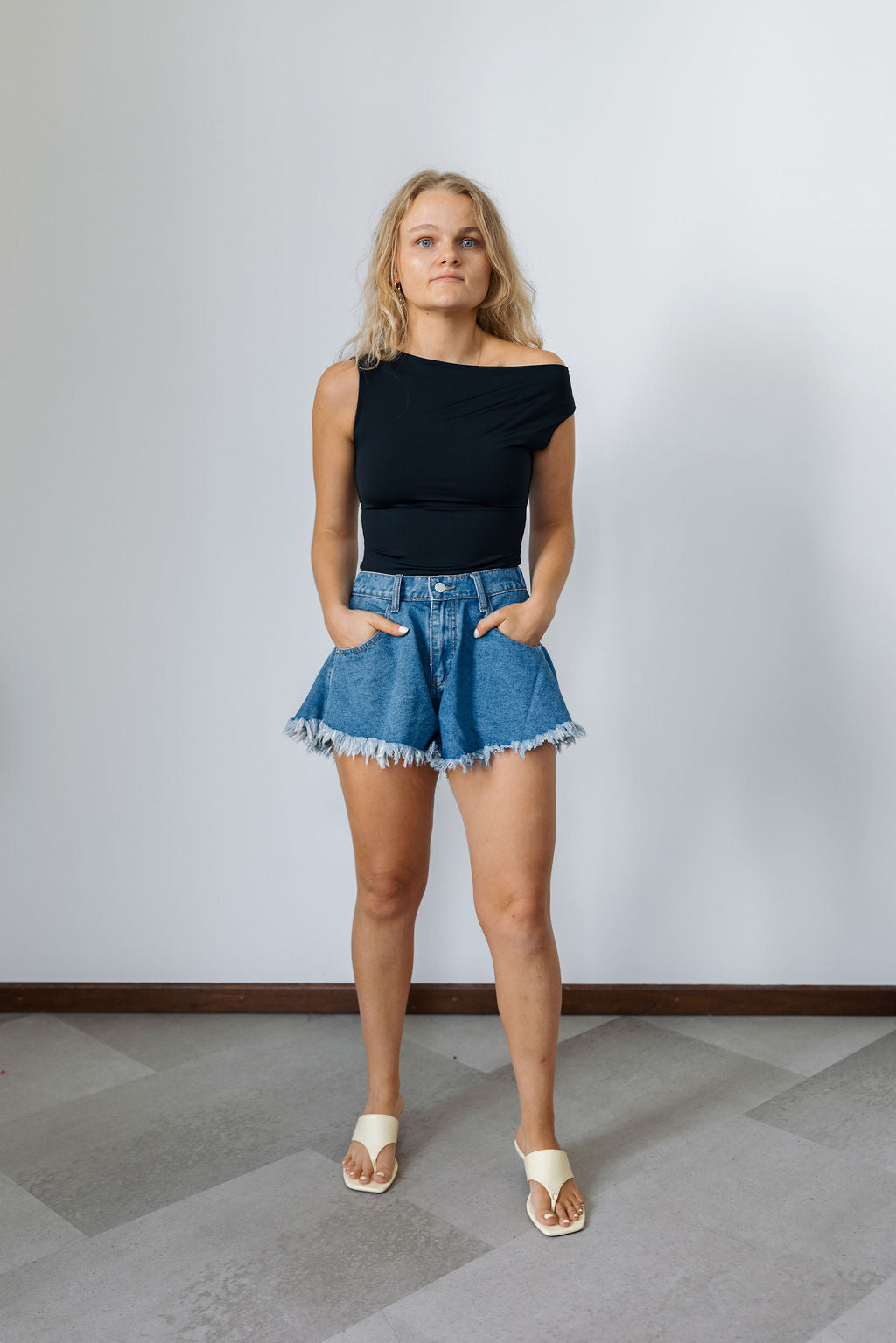 Odette Dark Blue Short