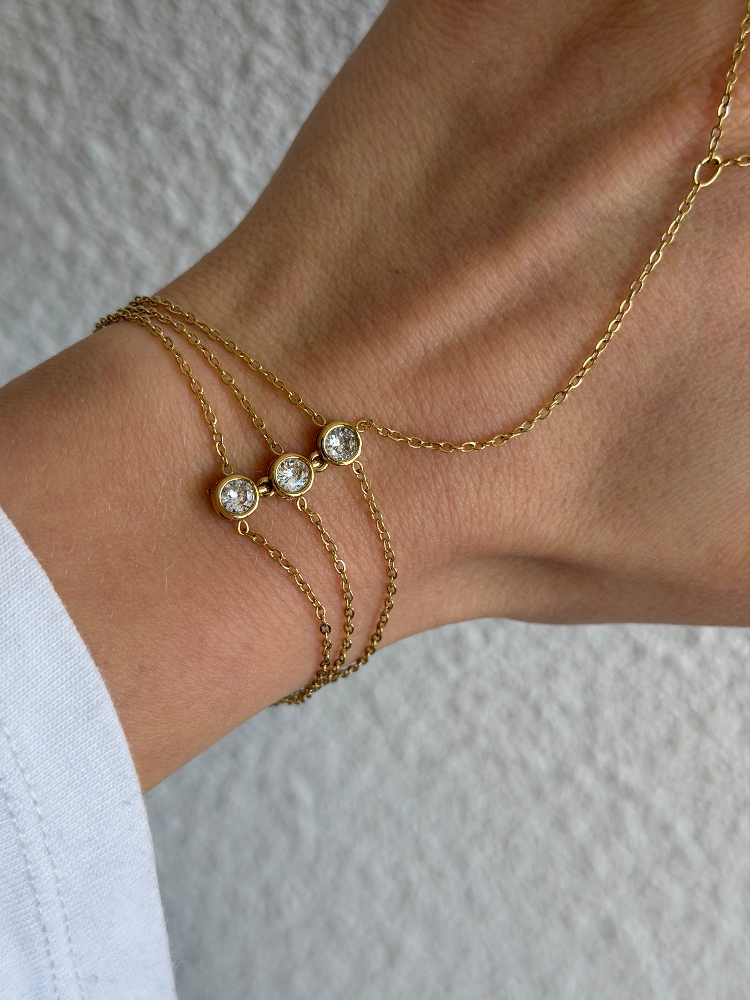 Alysée Triple Diamond Handchain