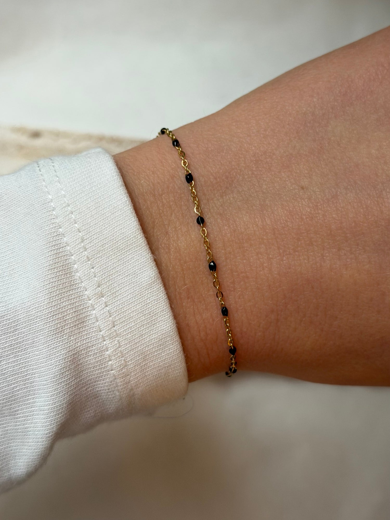 Hymke Fine Black Bracelet