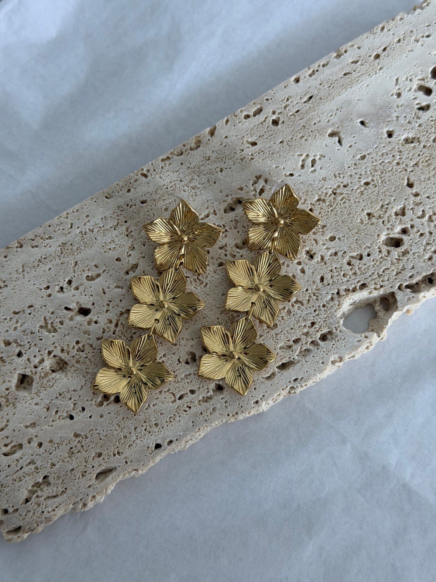 Fenna Golden Flower Earrings