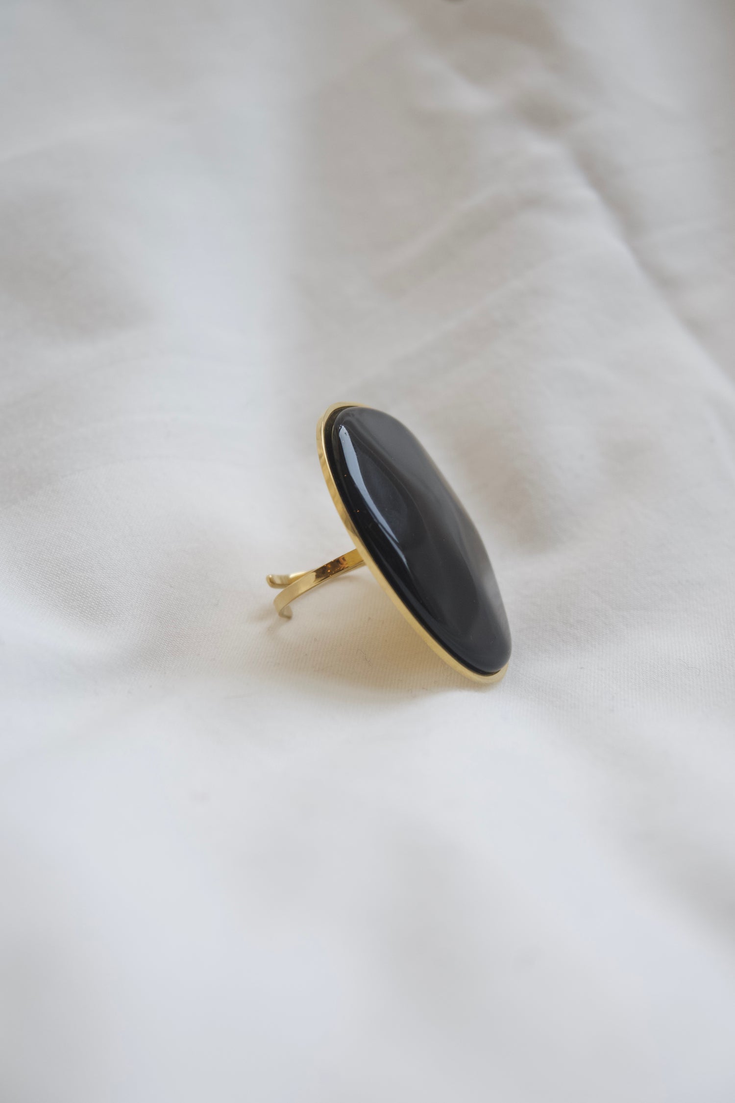 Sia Stone Black