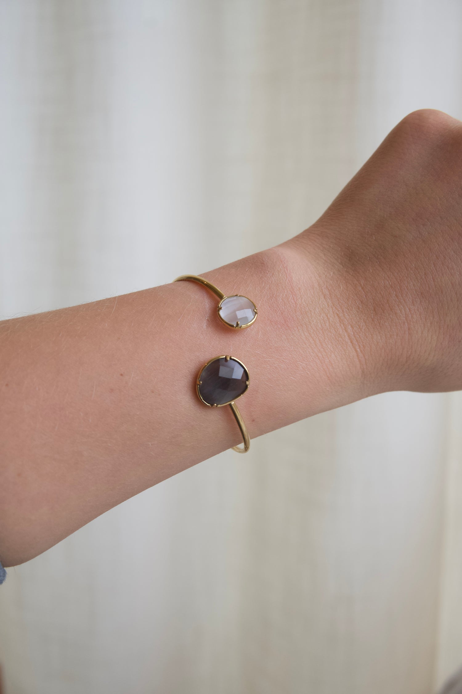 Isa Two Stones Bracelet-Black