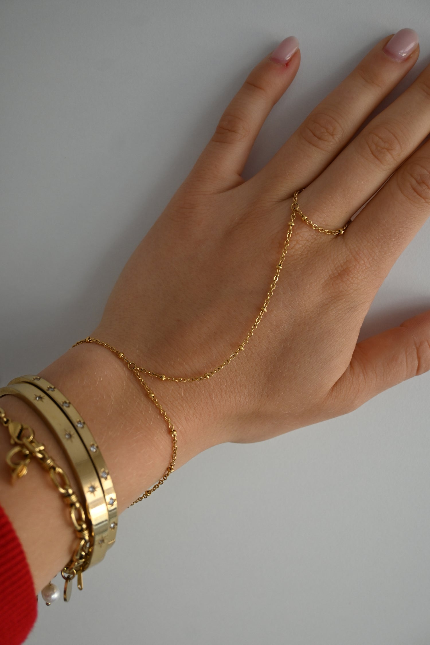 Oona Handchain