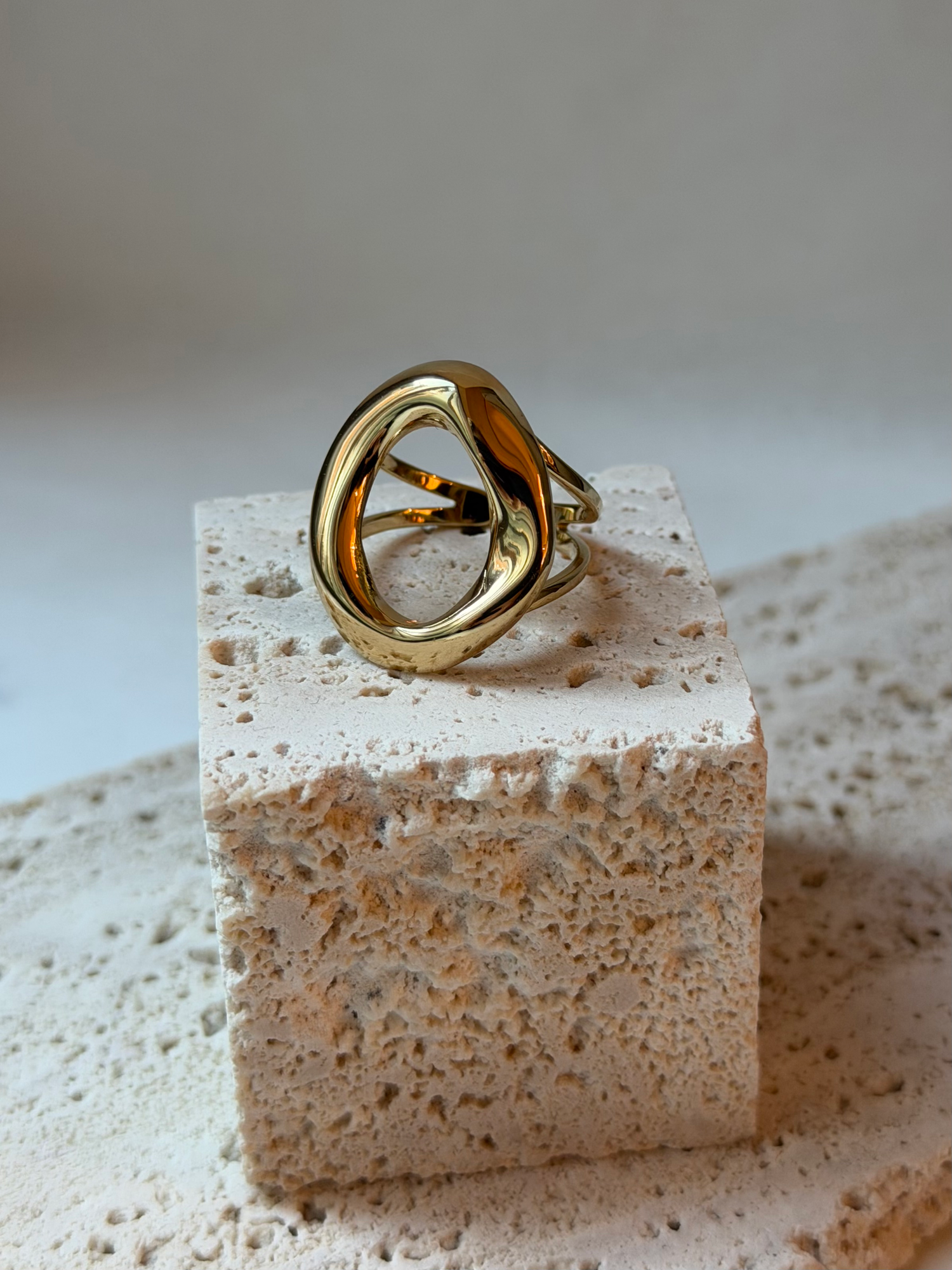 Mini Kato Asymetric Round Ring-Goud/Zilver