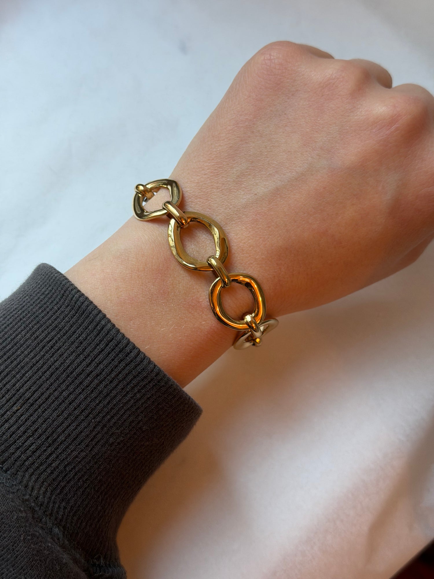 Multi Kato Asymetric Round Bracelet