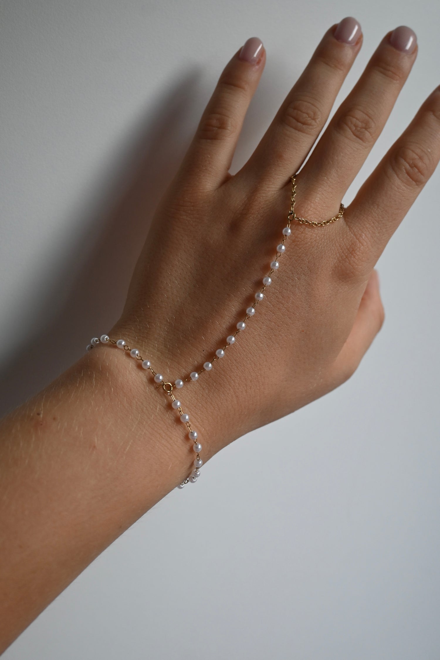 Little Pearl Handchain