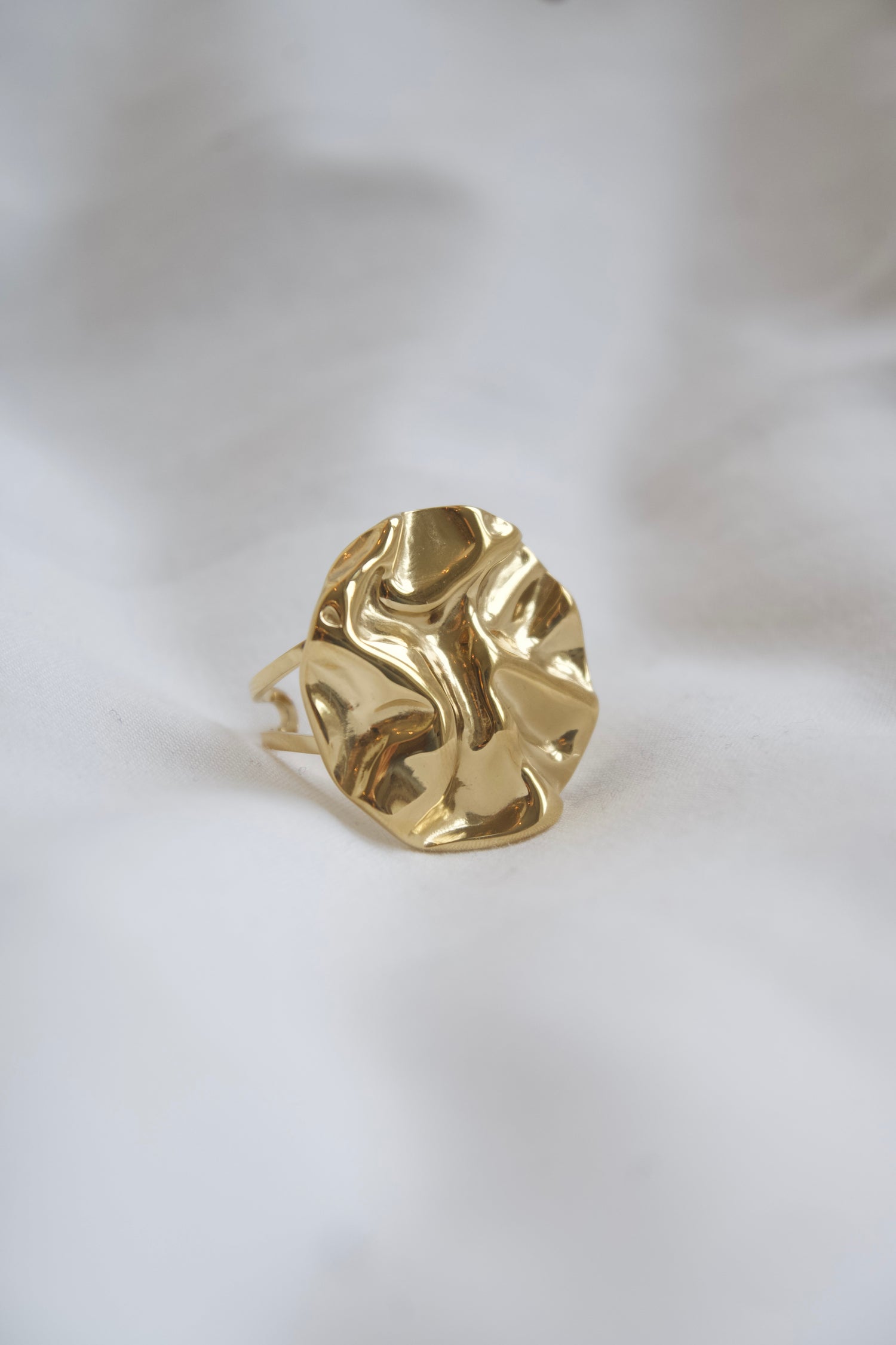 Juno Rough Round Ring