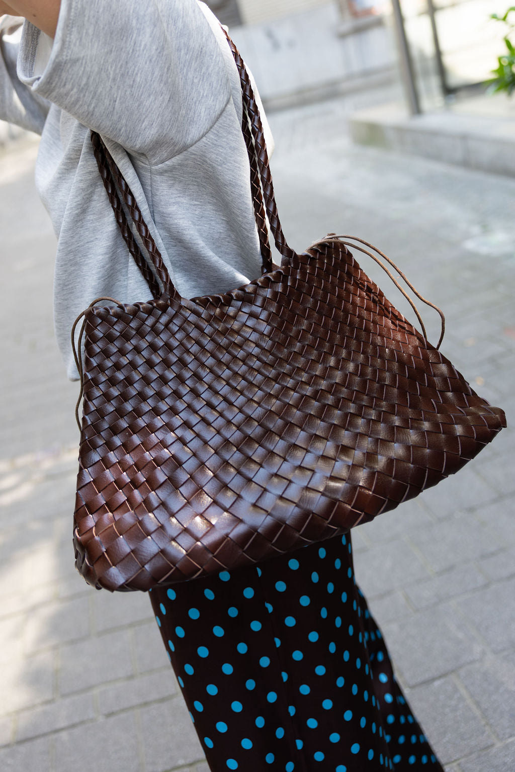 Norah Woven Handbag Brown