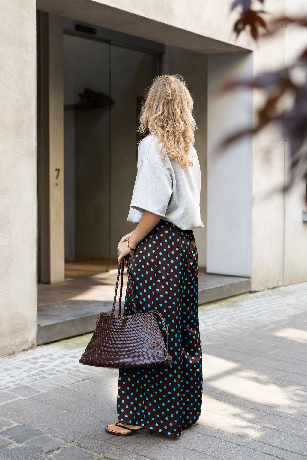 Norah Woven Handbag Brown