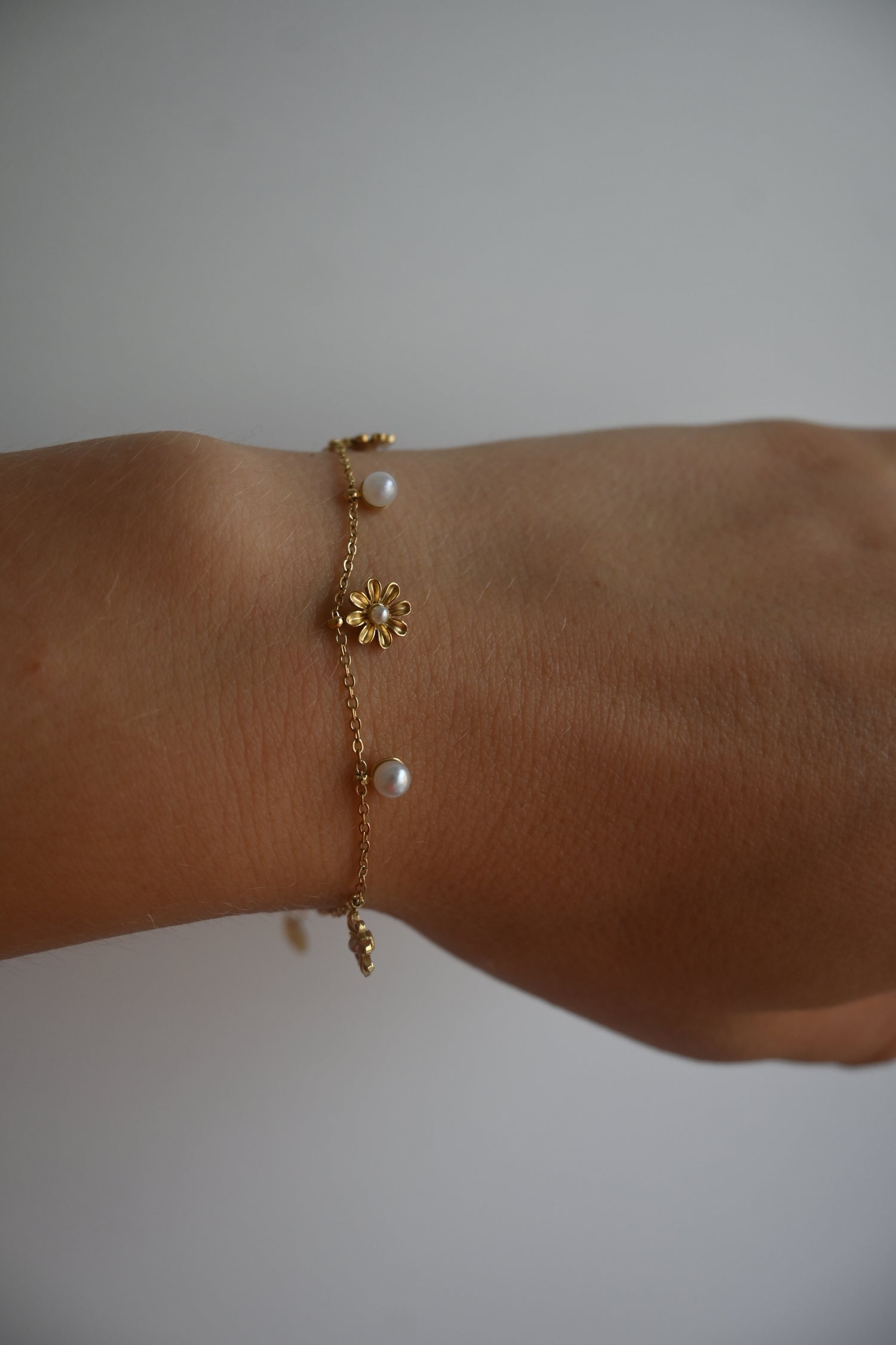 Little Flower Pearl Bracelet