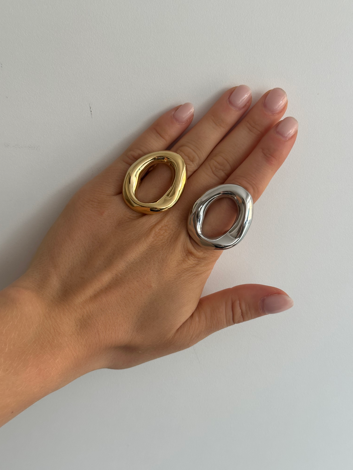 Kato Asymetric Round Ring-Goud/Zilver