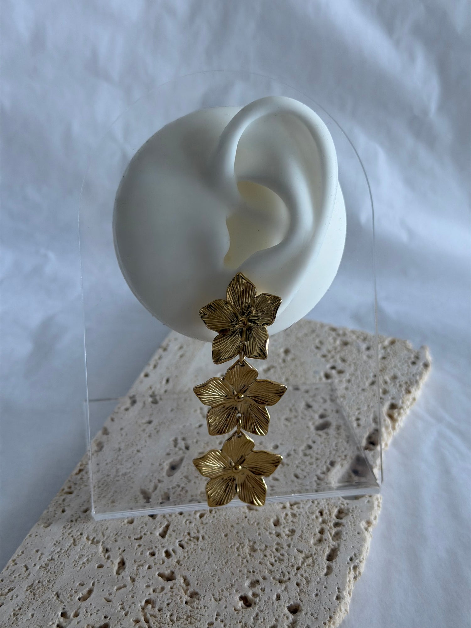 Fenna Golden Flower Earrings