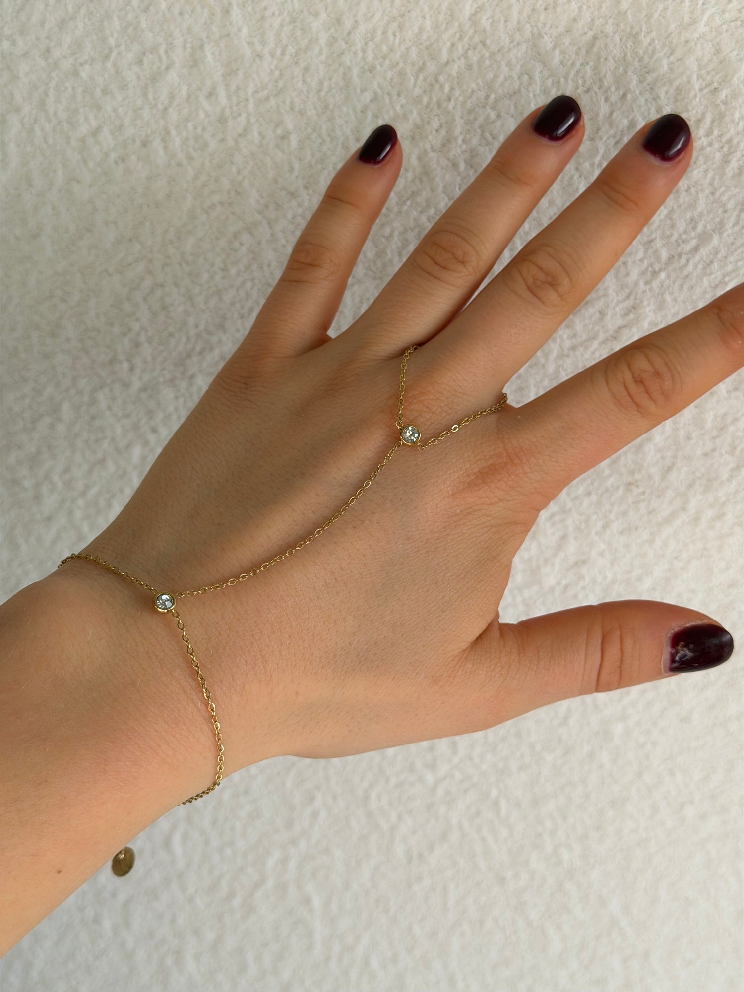 Double Diamond Point Handchain