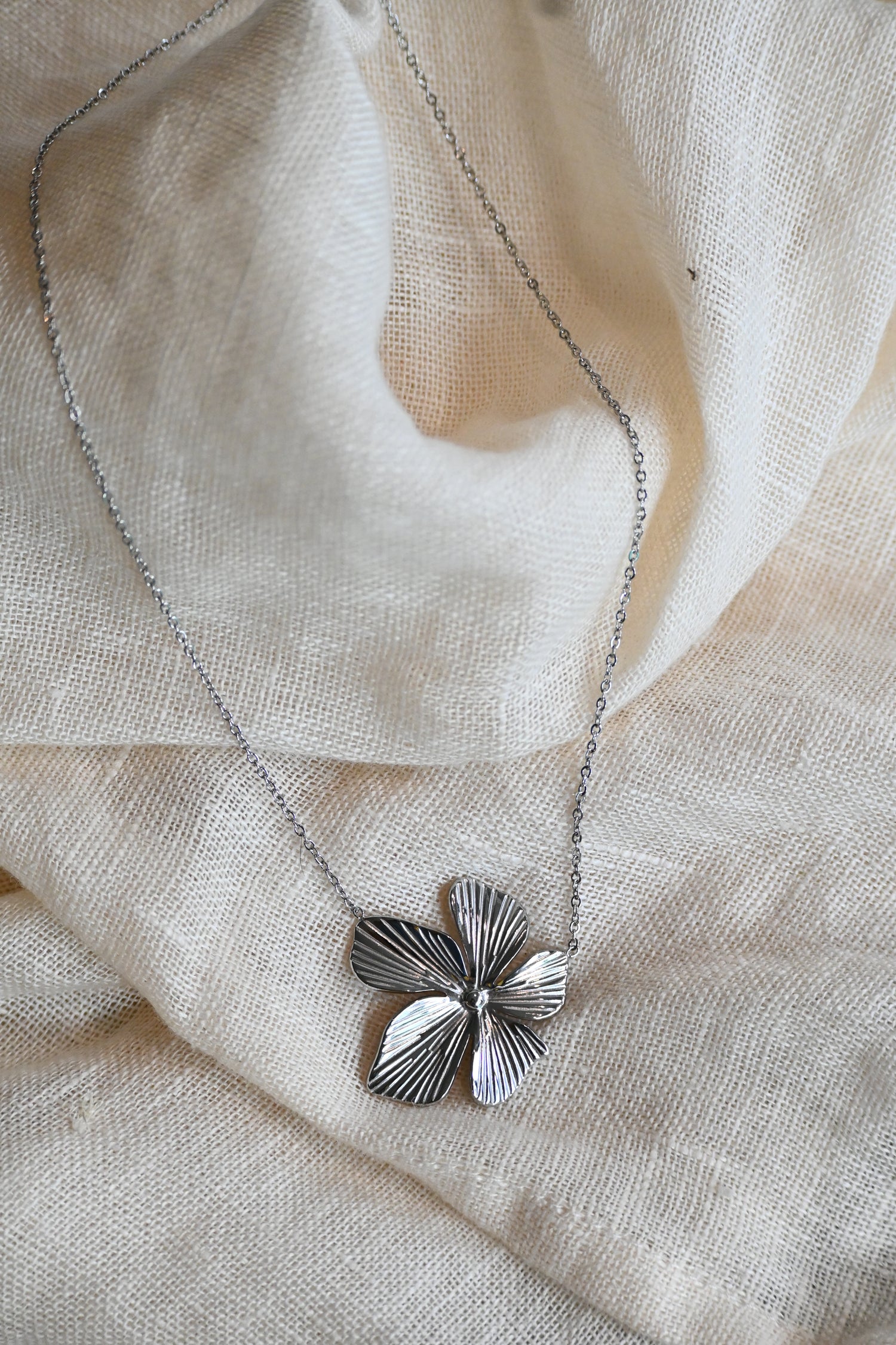 Silver Flower Necklace